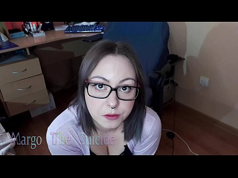 ❤️ Sexet pige med briller sutter Dildo dybt på kamera ❌ Porno fb at da.assistentai.ru ❌